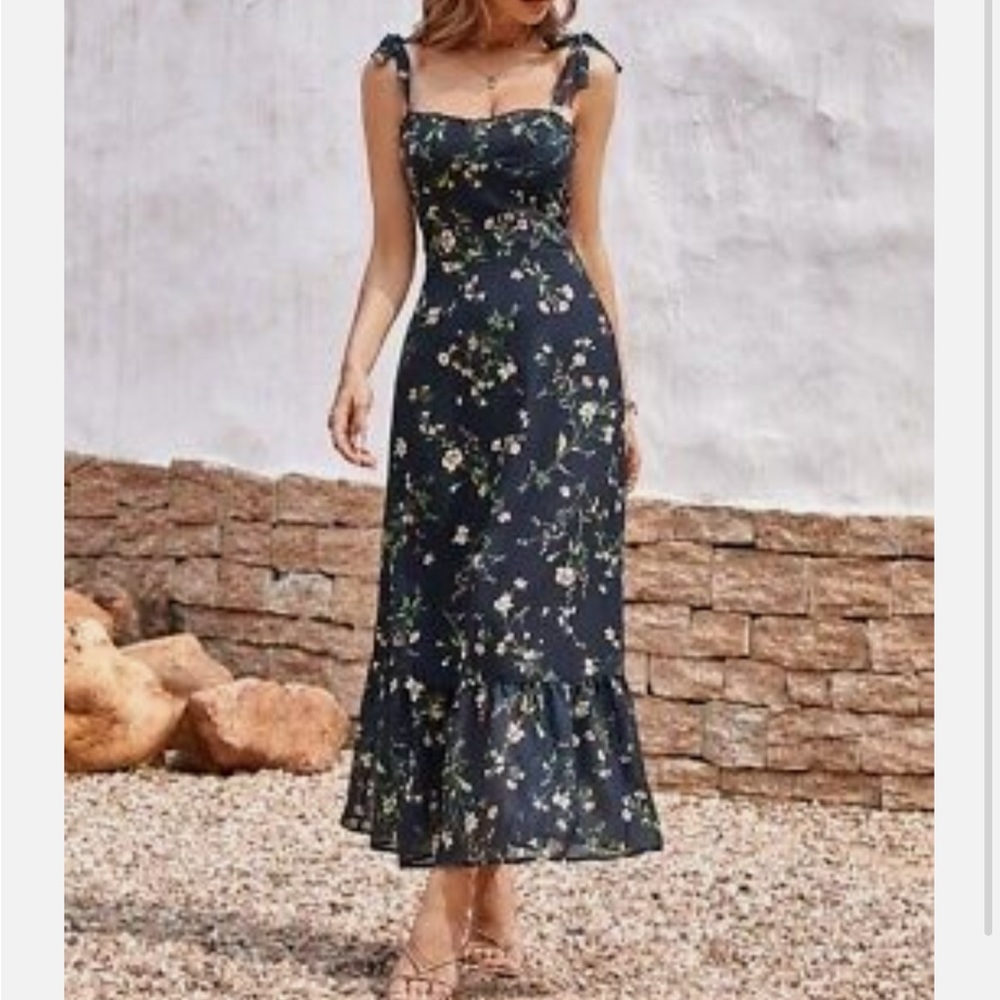Cofete Tea Length Smocking A-Shape Dress
